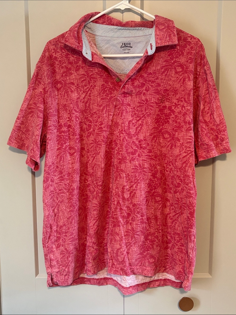 Izod Men's Coral-Red Tropical Print Polo